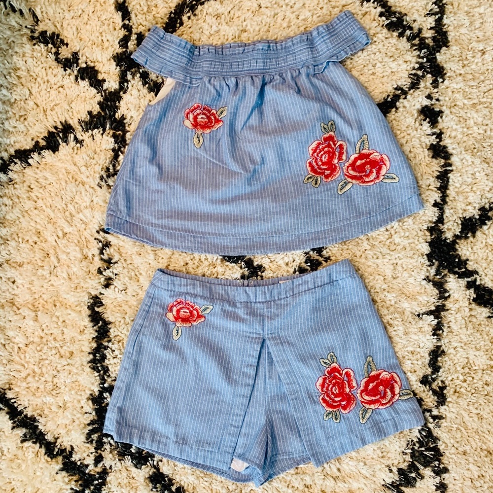 J by J.O.A. Blouse and Skort set
